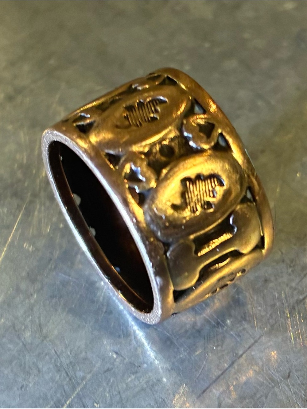 Rare Victorian Engraved Cigar Band Ring